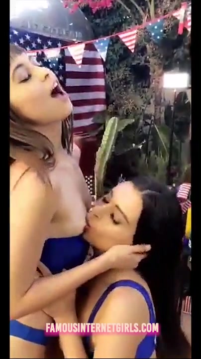 Snapchat lesbian sex